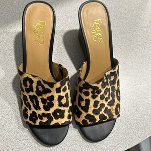 Leopard wedges